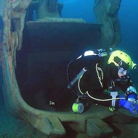 Lesny Zakatek Malediwy Jacuzzi Free شاليه *