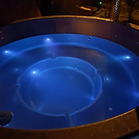 شاليه Lesny Zakatek Malediwy Jacuzzi Free يافوجنا