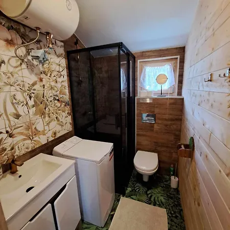 Lesny Zakatek Malediwy Jacuzzi Free * يافوجنا