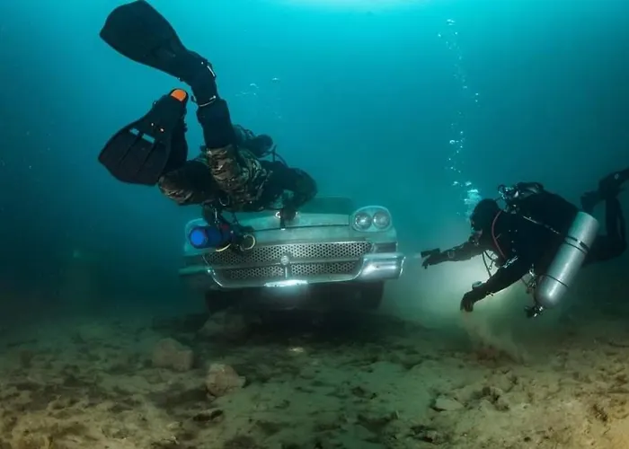 Lesny Zakatek Malediwy Jacuzzi Free شاليه