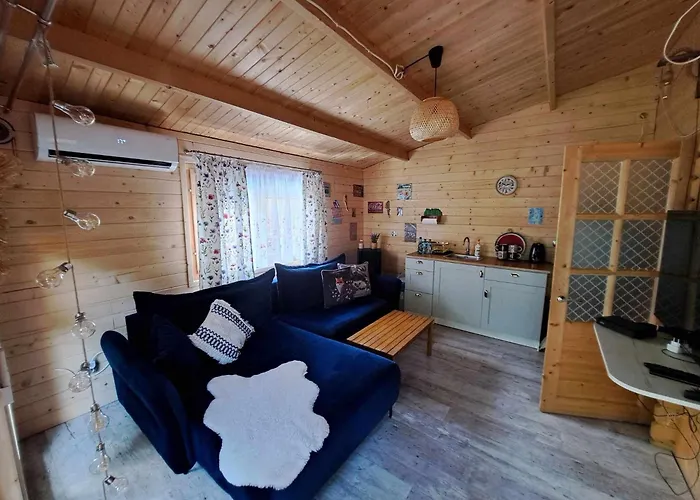 Lesny Zakatek Malediwy Jacuzzi Free Horská chata *