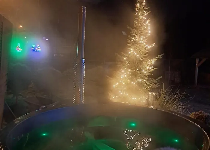 Lesny Zakatek Malediwy Jacuzzi Free Horská chata *